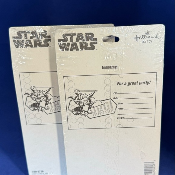Star Wars Clone Wars animated series Party Invitations. 2 sets of 8 (16 total) - Picture 5 of 6